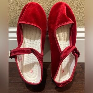 Urban Outfitters Red Size 6